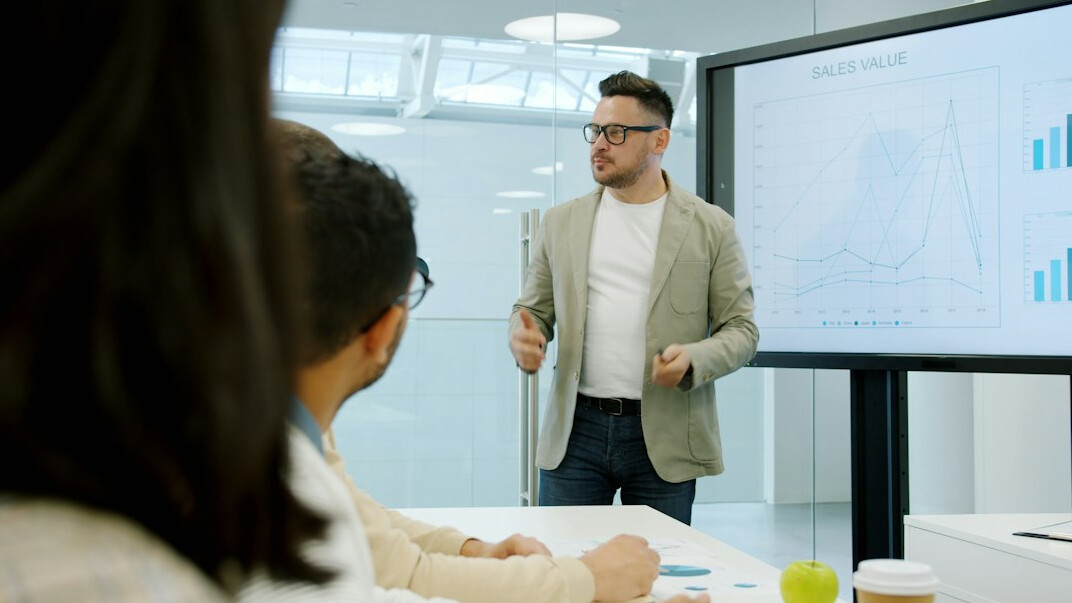 researchers presenting findings